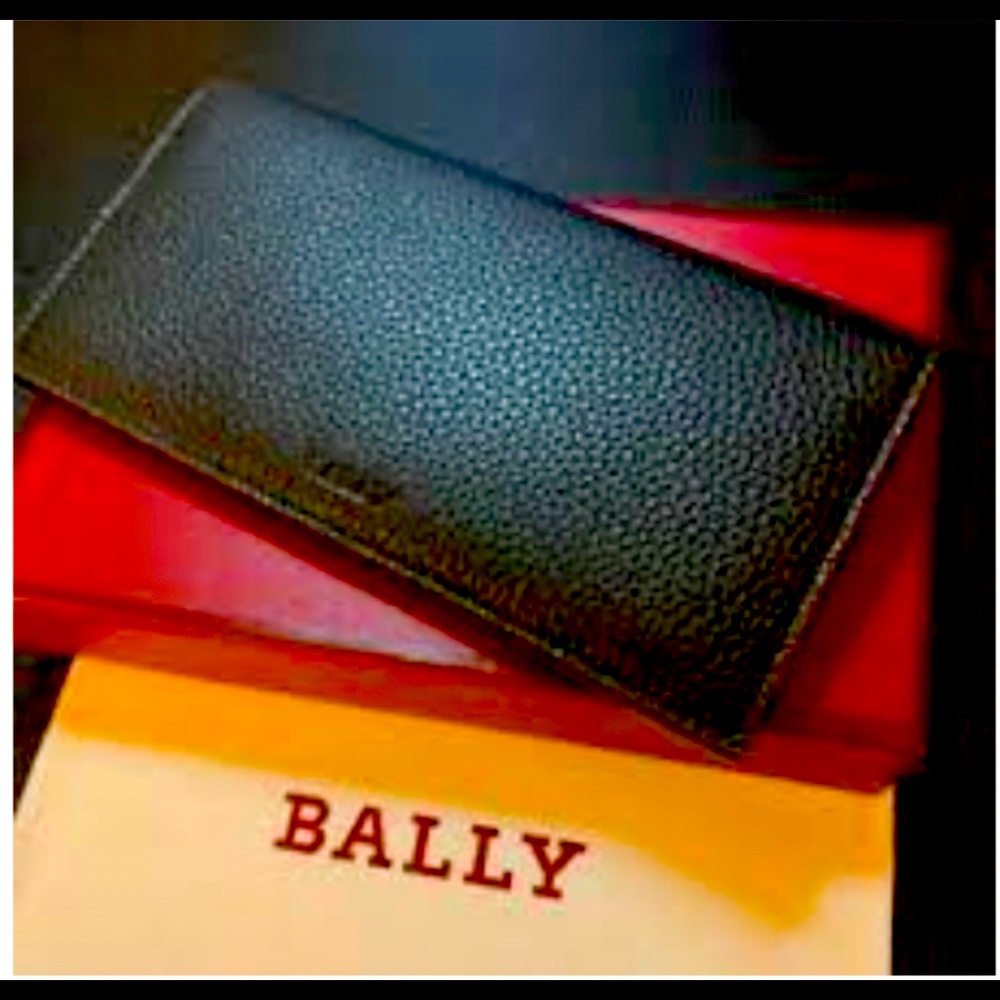 ❤️❤️MEN’s BALLY COAT WALLET❤️❤️